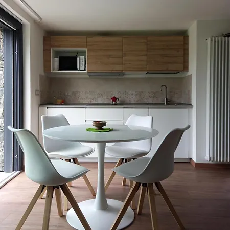 Casa Borna Da Ghiasa Holiday home Emarese