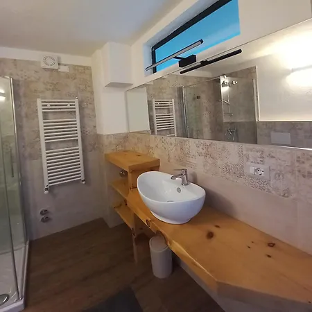 Casa Borna Da Ghiasa *