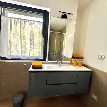 Casa Borna Da Ghiasa